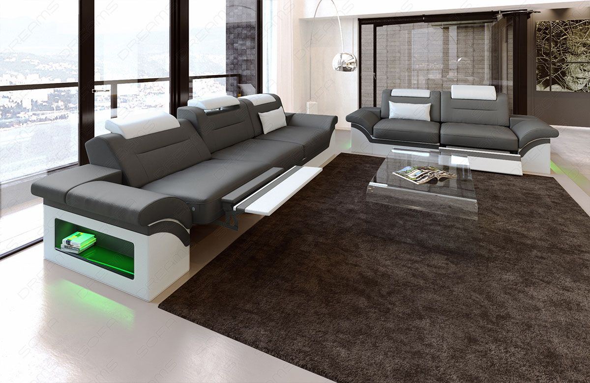 Sofagarnitur Monza 3er und 2er in grau-weiß - Die LED Beleuchtung, USB Anschluss und Relaxfunktion sind optional erhältlich.