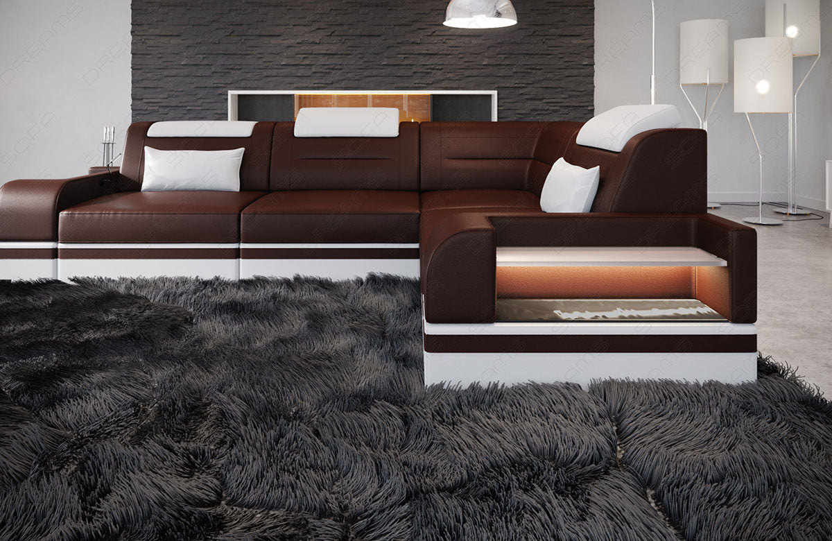 Detailansicht der kleinen Armlehne beim Sofa Trivento