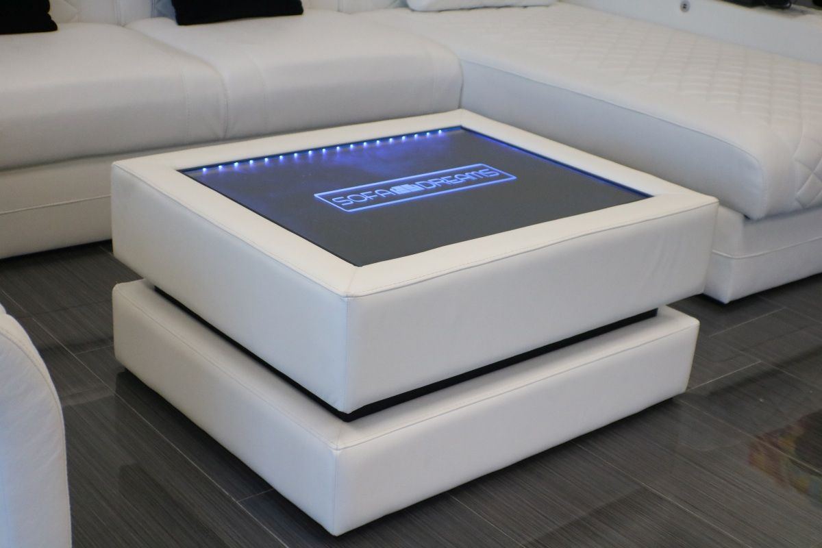 Leder Couchtisch Heat mit SOFA DREAMS Gravur und LED Beleuchtung (optional erhältich). Auch individuelle Gravuren nach ihren Vorstellungen sind möglich.