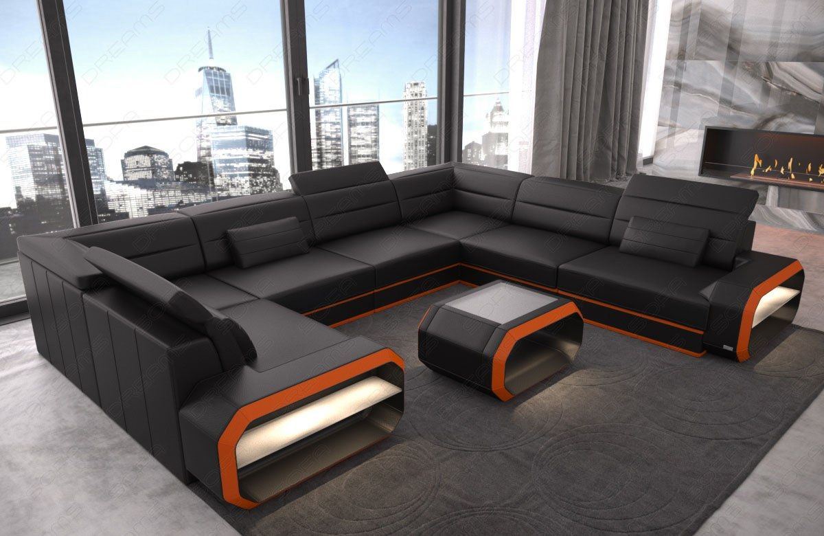 Designer Wohnlandschaft mit LED Beleuchtung