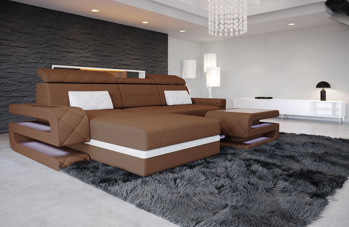 Stoffsofa Bologna Mini L Form mit LED und USB Anschluss in Mineva5 - hellbraun - Akzentfarbe weiß