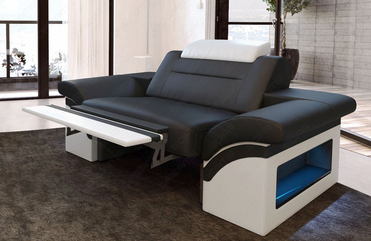 Leder Sessel Monza in schwarz-weiß - Die LED Beleuchtung, USB Anschluss und Relaxfunktion sind optional erhältlich.