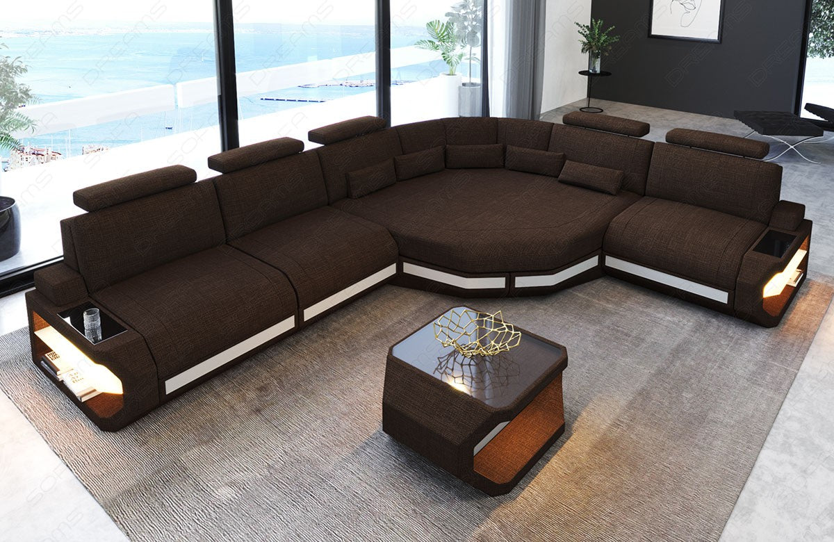 Polster Ecksofa Asti L Form in braun - Hugo8 / optional sind Couchtisch und USB-Anschlüsse bestellbar
