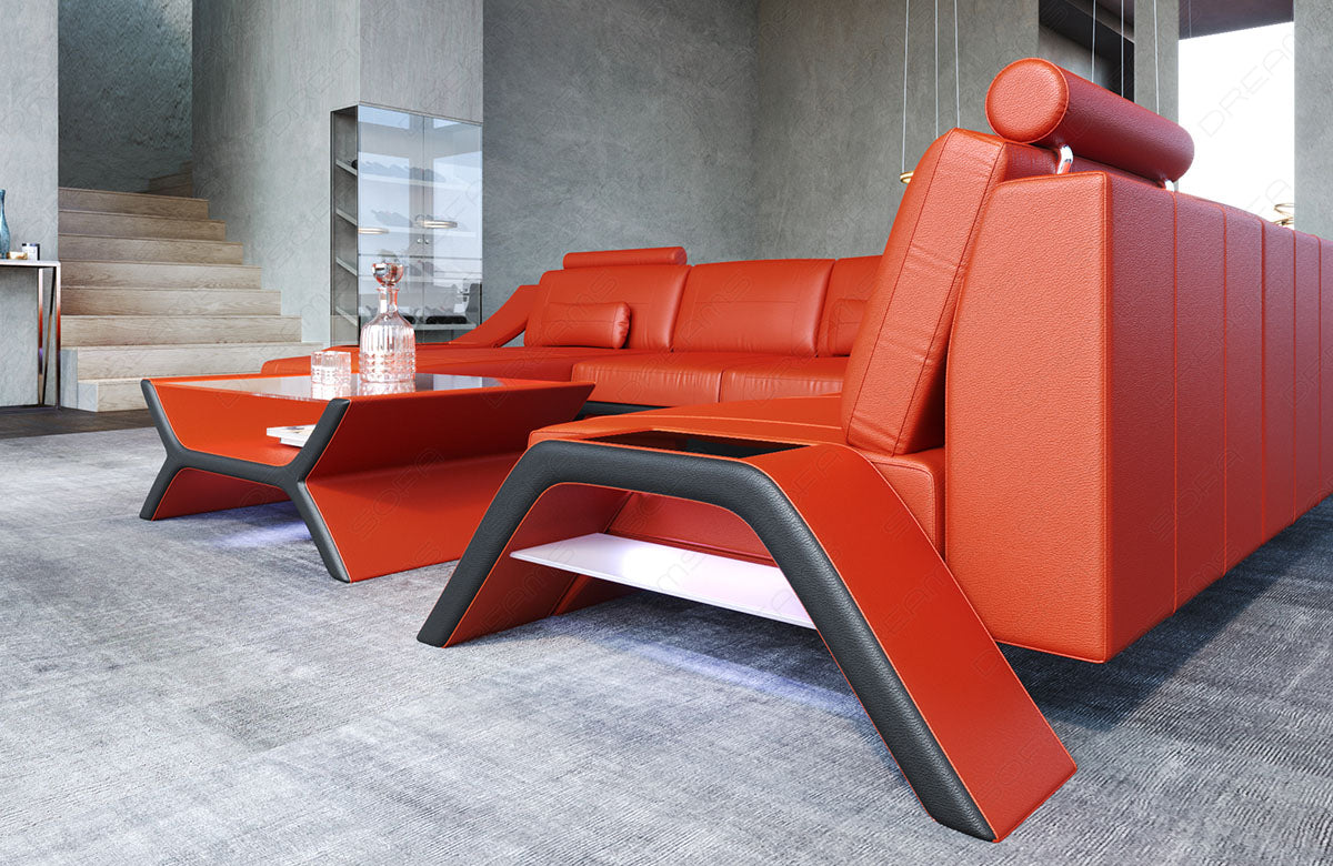 Detailansicht der kleinen Armlehne beim Sofa Calabria