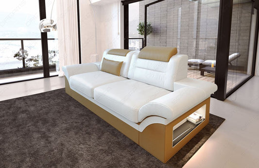 Zweisitzer Ledersofa Monza in weiß-sandbeige - Die LED Beleuchtung, USB Anschluss und Relaxfunktion sind optional erhältlich.